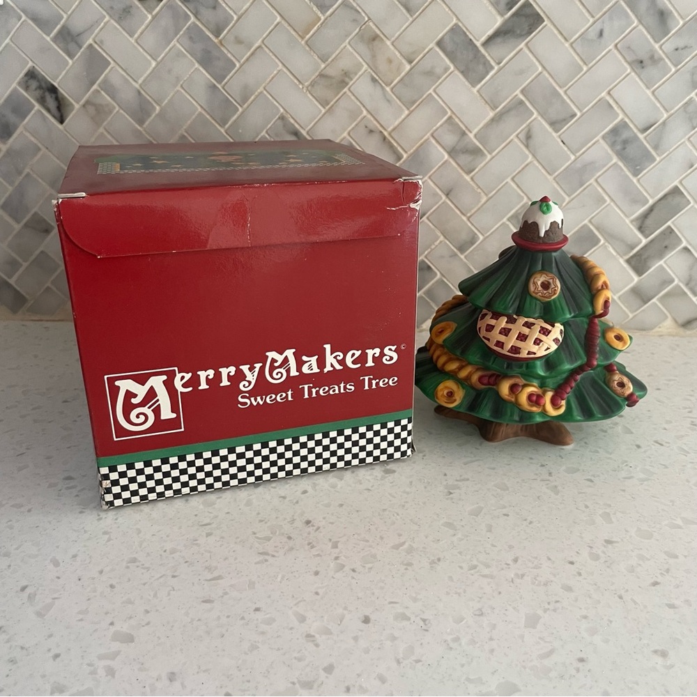 Merry Makers Dept 56 Sweet Treats Tree with Box